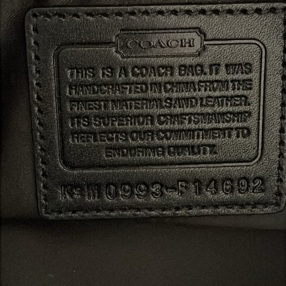 Coach Penelope Signature collection Purse  Tan  Black  Slvr
Hardware - Picture 4 of 14